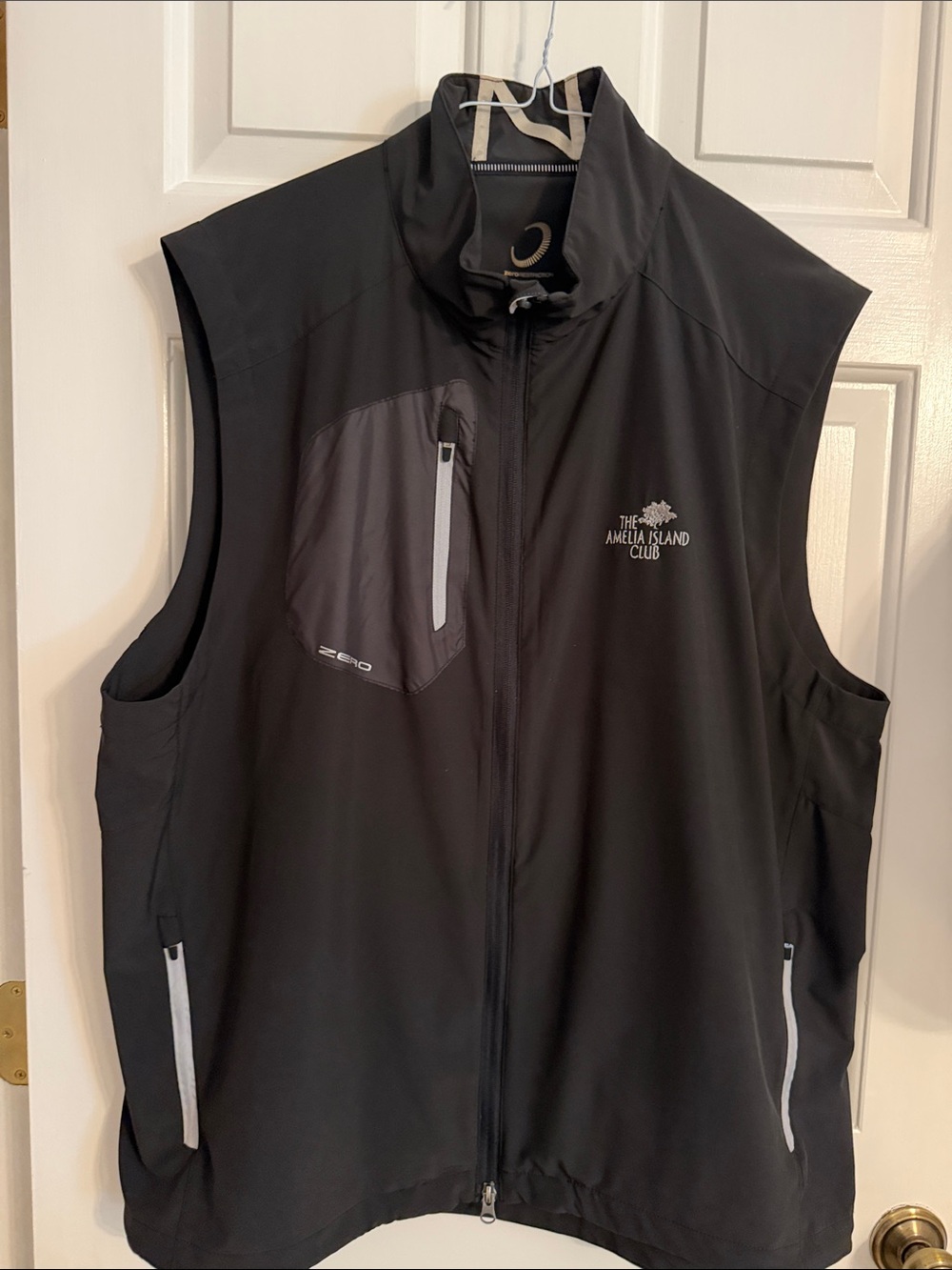 Men’s Amelia Island Club Black Softshell Vest
